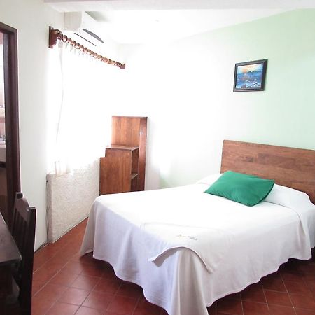 Hotel Puerto Piedra بويرتو إسكونديدو المظهر الخارجي الصورة