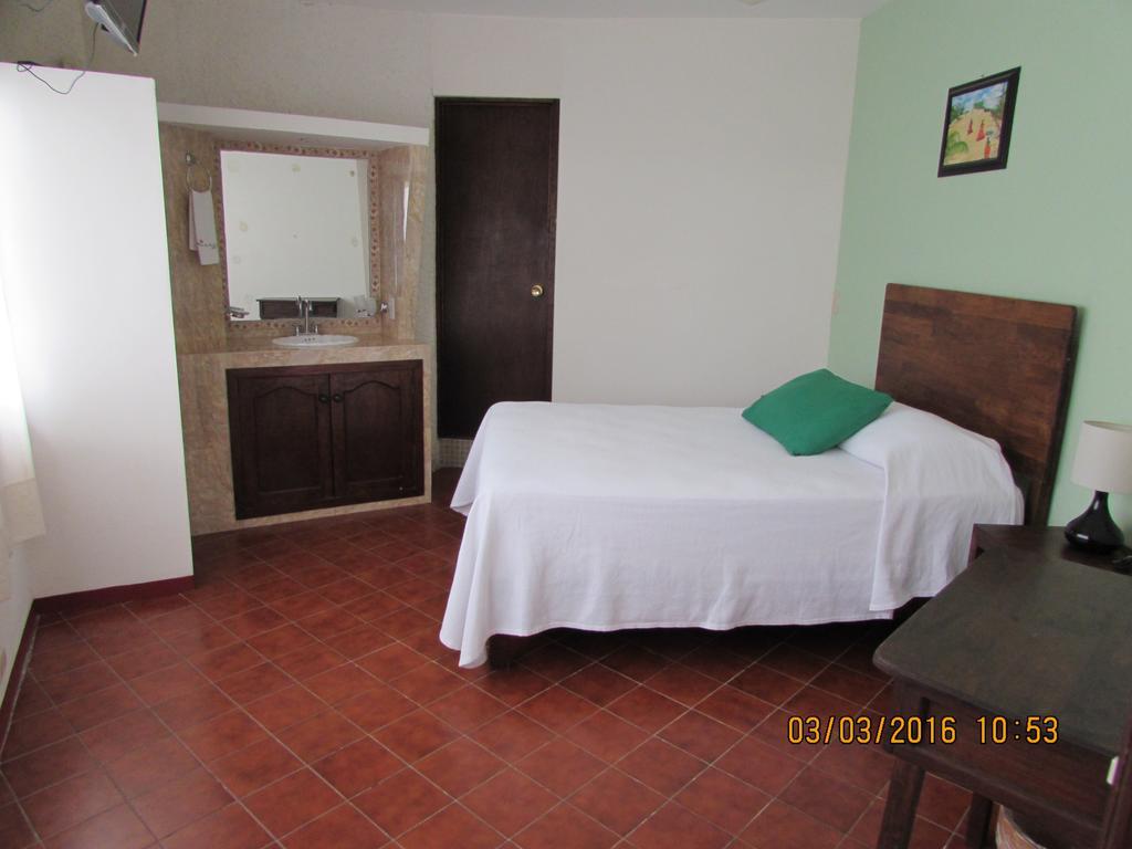 Hotel Puerto Piedra بويرتو إسكونديدو المظهر الخارجي الصورة