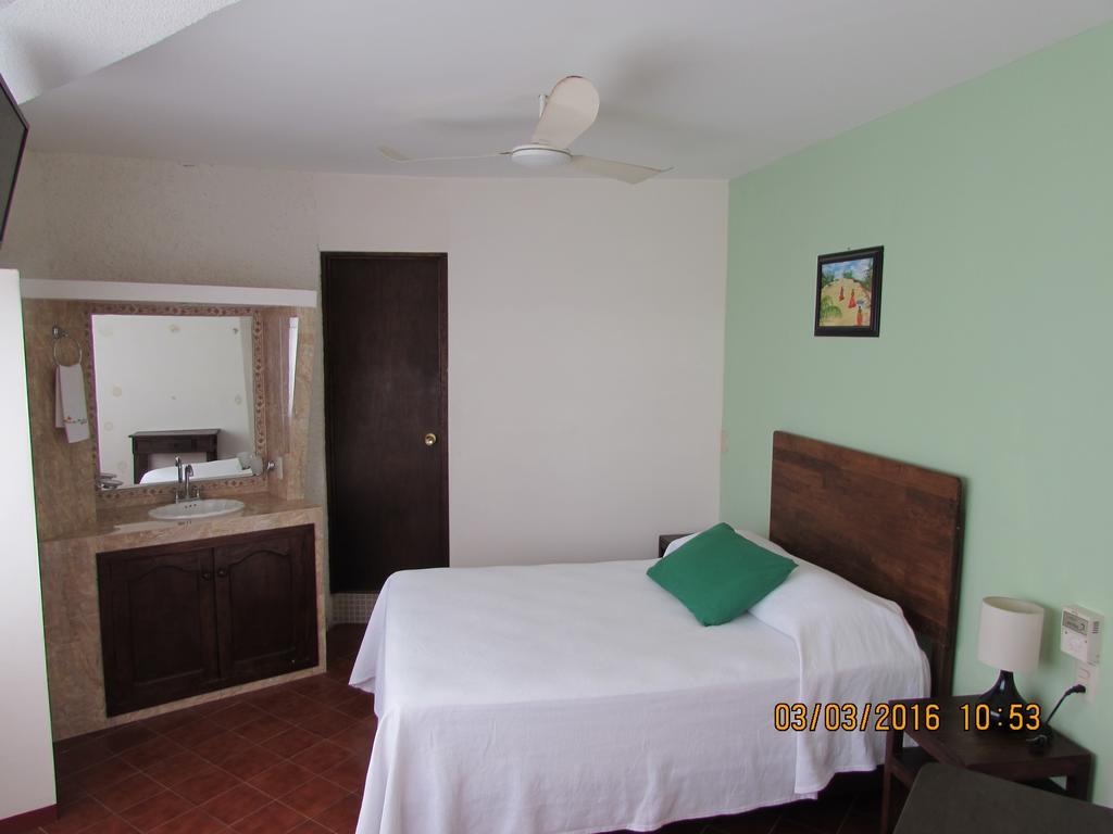Hotel Puerto Piedra بويرتو إسكونديدو المظهر الخارجي الصورة