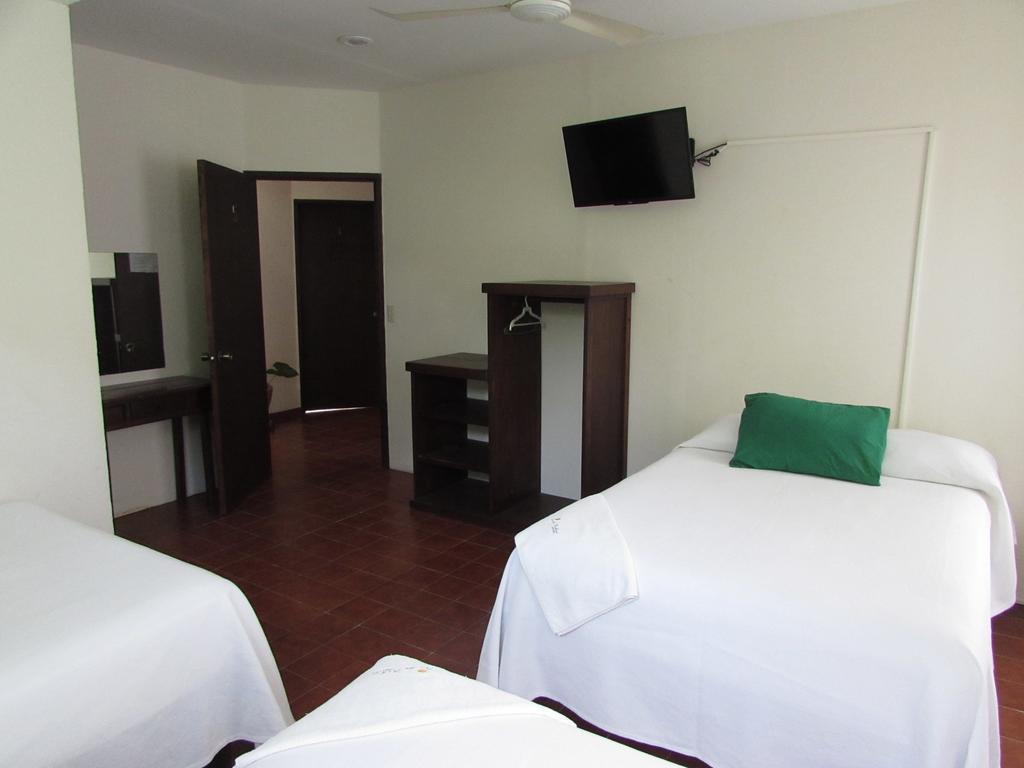 Hotel Puerto Piedra بويرتو إسكونديدو المظهر الخارجي الصورة