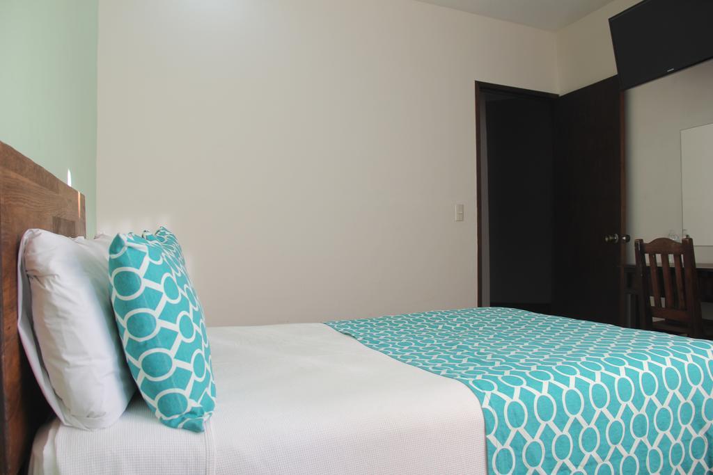 Hotel Puerto Piedra بويرتو إسكونديدو المظهر الخارجي الصورة