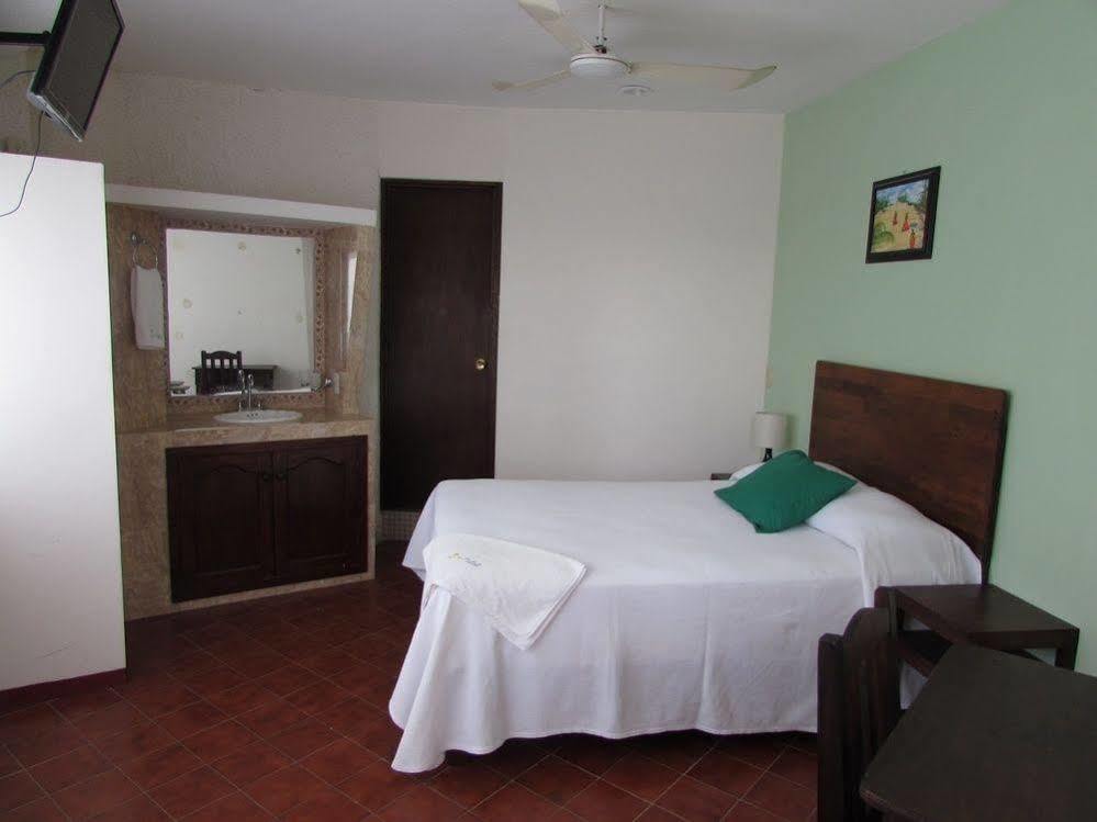 Hotel Puerto Piedra بويرتو إسكونديدو المظهر الخارجي الصورة