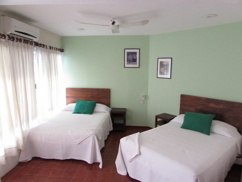 Hotel Puerto Piedra بويرتو إسكونديدو المظهر الخارجي الصورة